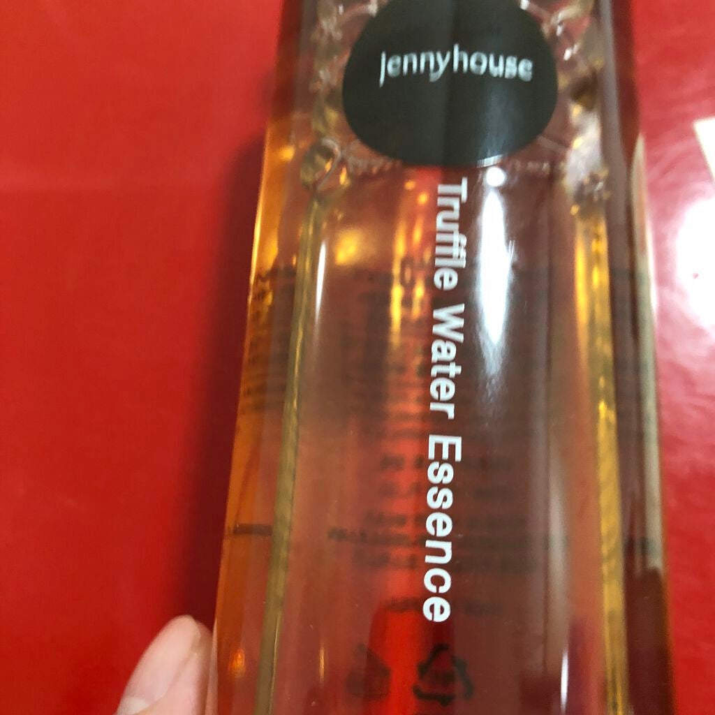 うさぎ大福 on LIPS 「Jennyhouseのトリュフウォーターエッセンス福袋に入って..」(1枚目)