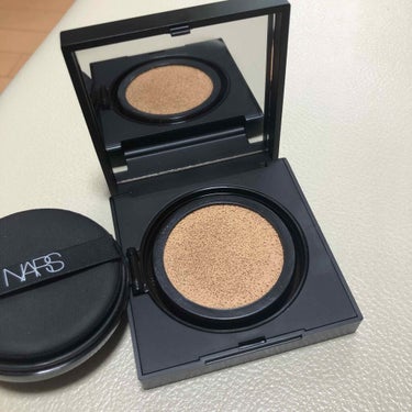 ナチュラルラディアント ロングウェア クッションファンデーション/NARS/クッションファンデーションを使ったクチコミ（2枚目）