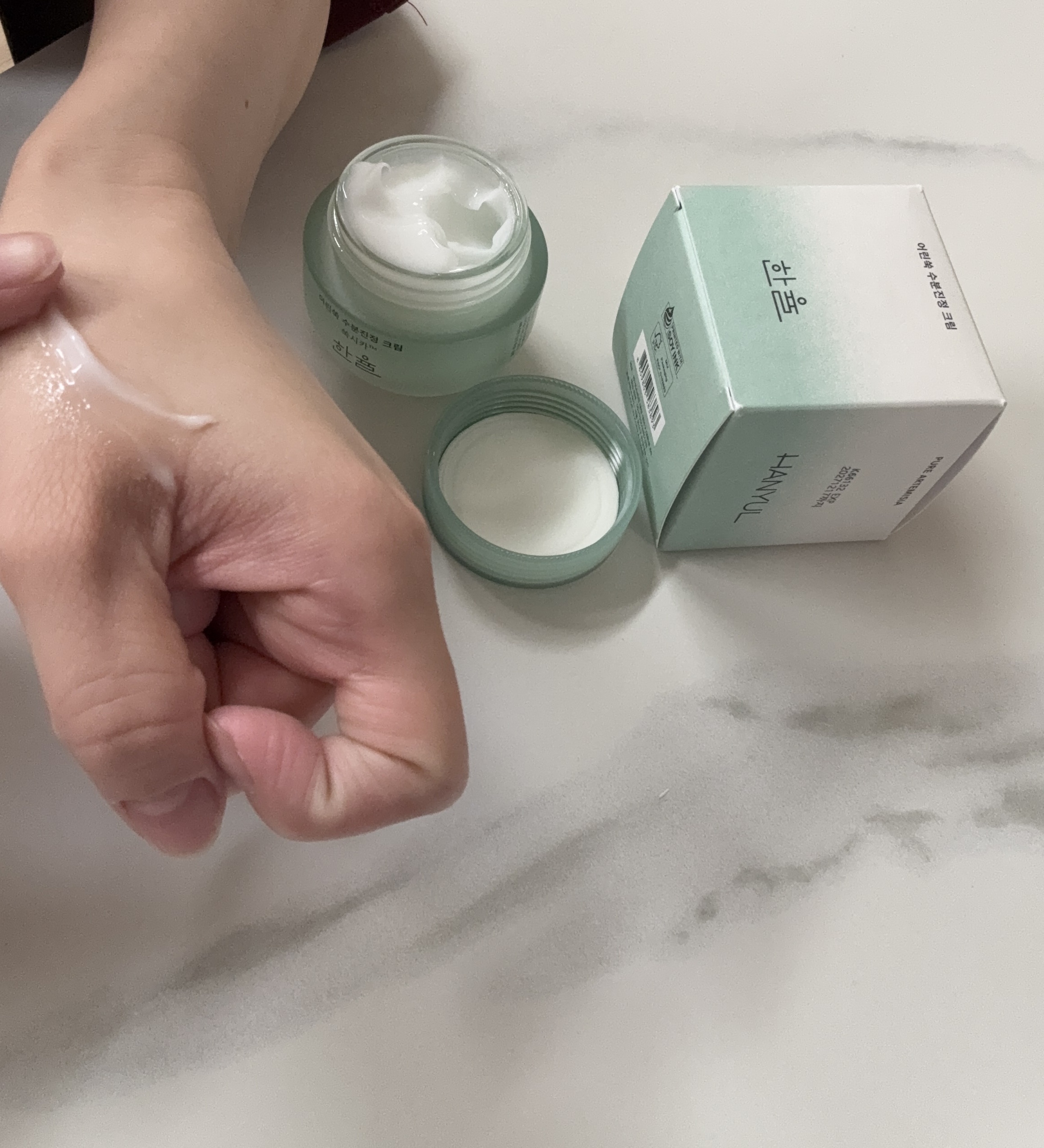 ピュアアルテミシア カーミングウォータークリーム/HANYUL(ハンユル)/フェイスクリームを使ったクチコミ（2枚目）