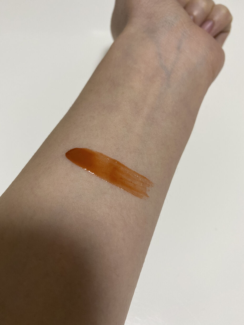 ルージュ ピュールクチュール ヴェルニ ウォーターグロウ No.214 イリシット オレンジ/YVES SAINT LAURENT BEAUTE/口紅を使ったクチコミ（3枚目）