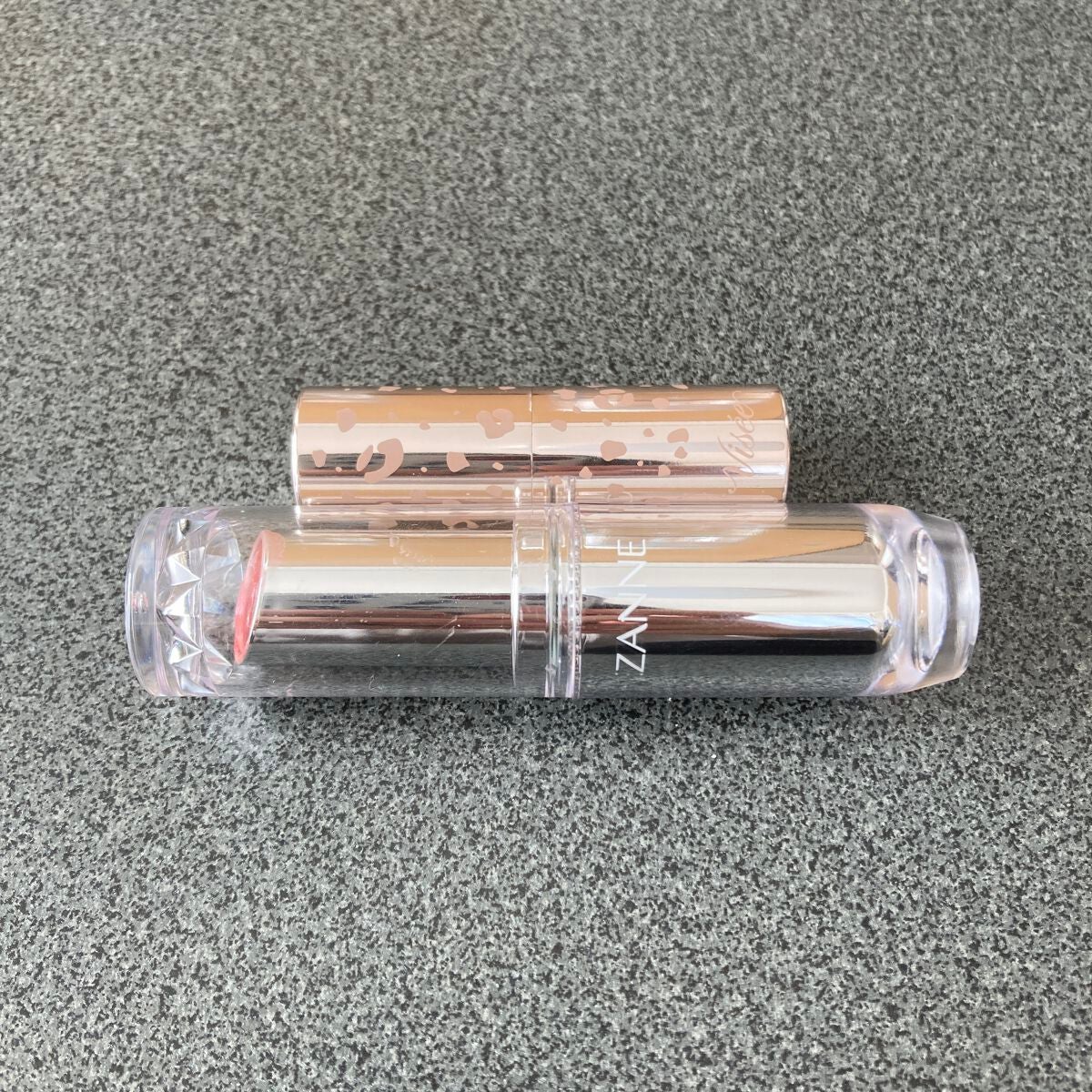 ラスティンググロスリップ/CEZANNE/口紅を使ったクチコミ(1枚目)