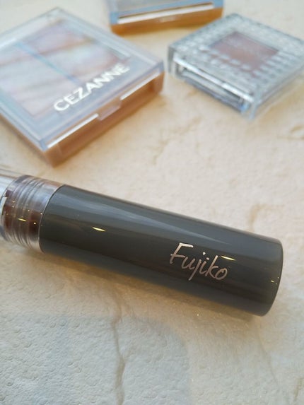 シングルカラーアイシャドウ/CEZANNE/単色アイシャドウを使ったクチコミ(4枚目)