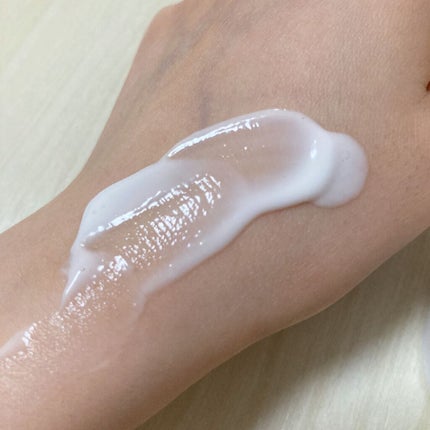 ディープリーエンリッチド ボディローション フローラルラベンダーの香り/ヴァセリン/ボディローションを使ったクチコミ(5枚目)