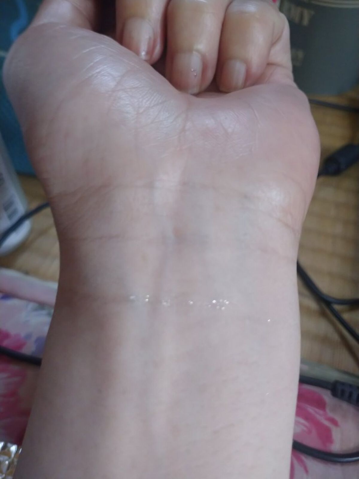 グリッターライナー 101 プラチナゴールド/coou/グリッターを使ったクチコミ（2枚目）