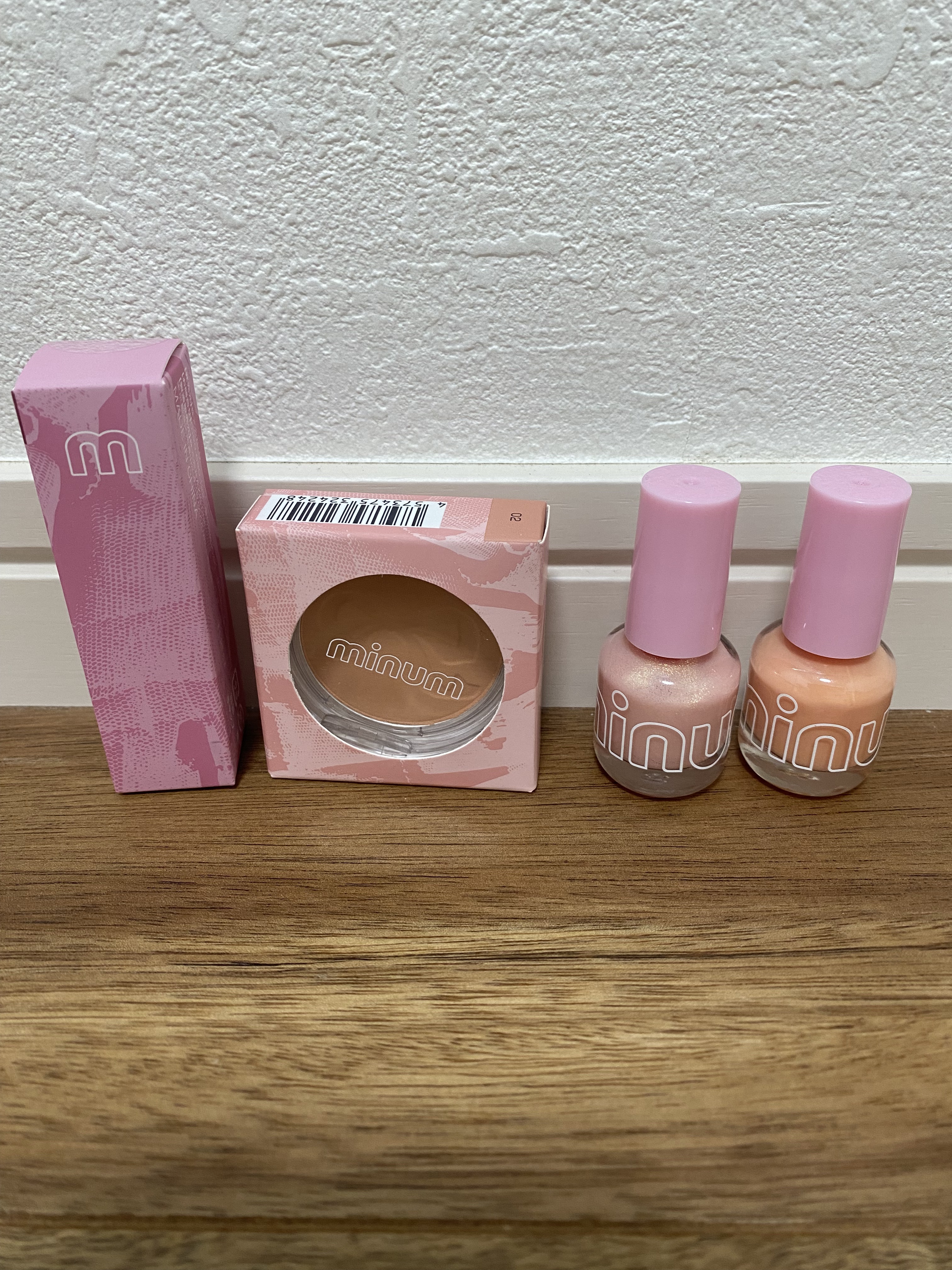 ミニュム ネイルポリッシュ 015 シャイニーピーチ/minum/マニキュアを使ったクチコミ（1枚目）
