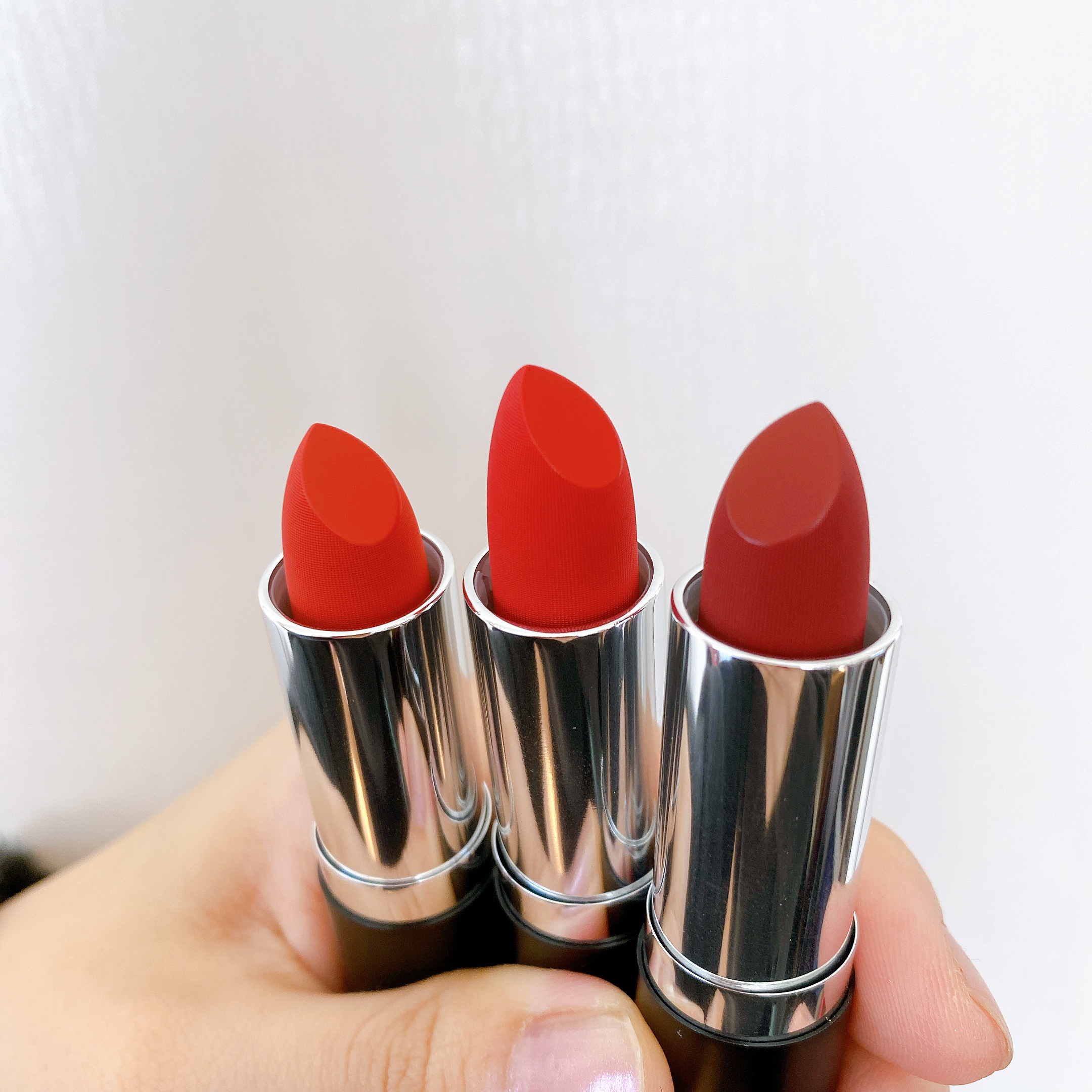 ラスティング フィニッシュ マシュマロエアリー リップスティック 001 ジューシーオレンジ/リンメル ロンドン/口紅を使ったクチコミ（2枚目）