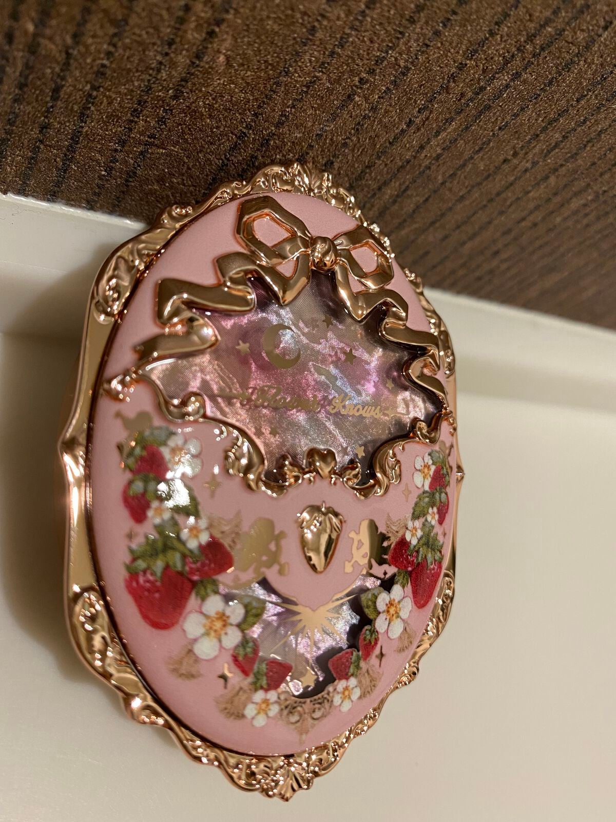 しこらえ on LIPS 「Flowerknowsさんのイチゴ🍓ロココ調のチーク🫶またまた..」(1枚目)