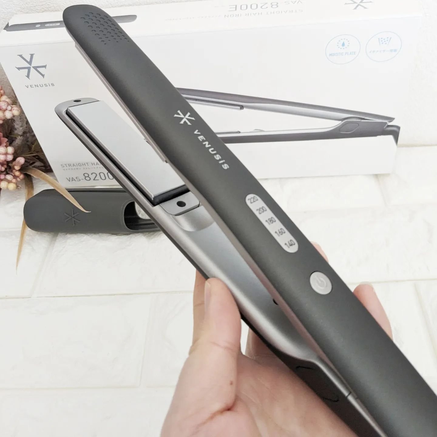 マイナスイオンストレートヘアアイロン VAS-8200E/VENUSiS/ストレートアイロンを使ったクチコミ（2枚目）