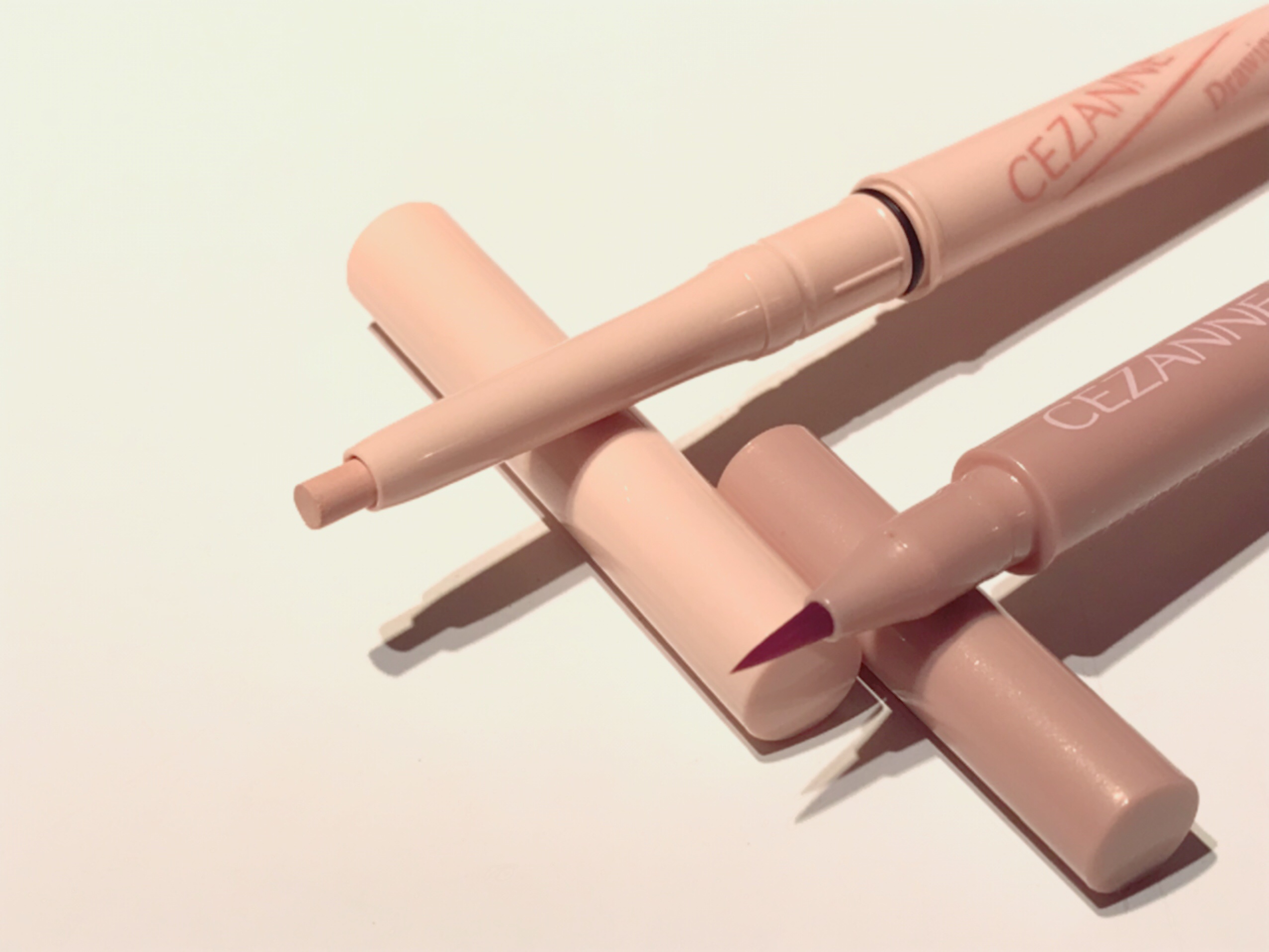 描くアイゾーンコンシーラー/CEZANNE/ペンシルコンシーラーを使ったクチコミ（3枚目）