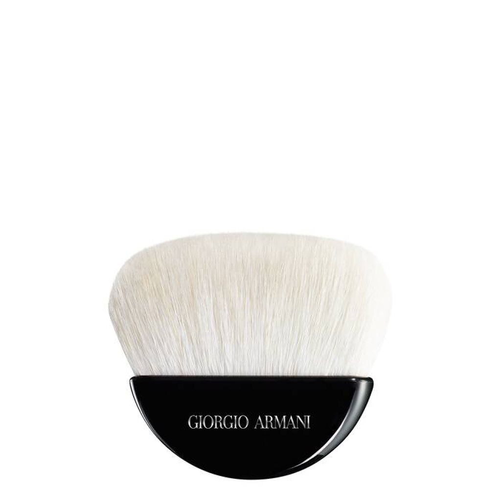ジョルジオ アルマーニ ビューティ コントゥアイング パウダー ブラシ