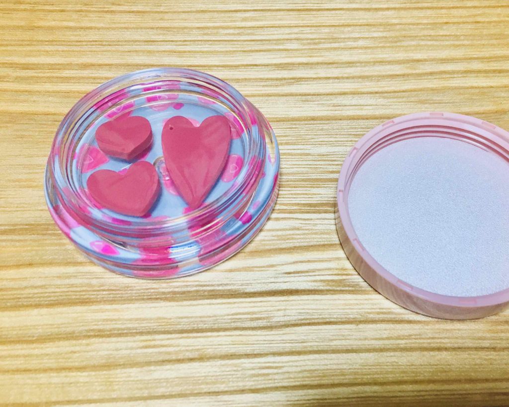 ムネキュン リップグロス/WHOMEE/口紅を使ったクチコミ(2枚目)