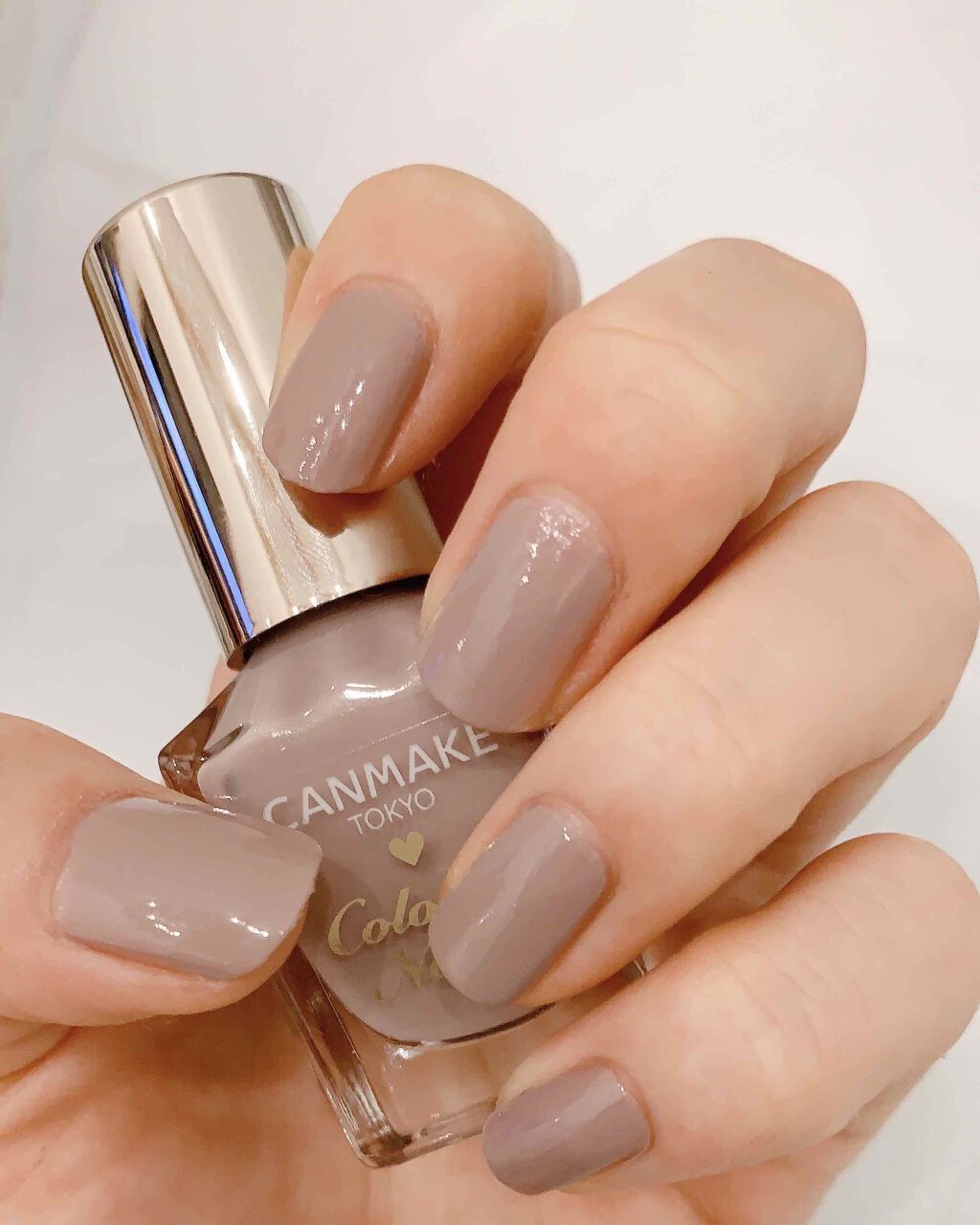 カラフルネイルズ/キャンメイク/マニキュアを使ったクチコミ（1枚目）