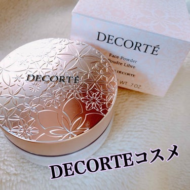 去年に買ったDECORTEコスメを2つ🙌🌼

#コスメデコルテ　フェイスパウダー　00
20g ¥5.000 (税別)
フェイスパウダーといえばのDECORTE
00は素肌感のある生艶肌の無色です！
お