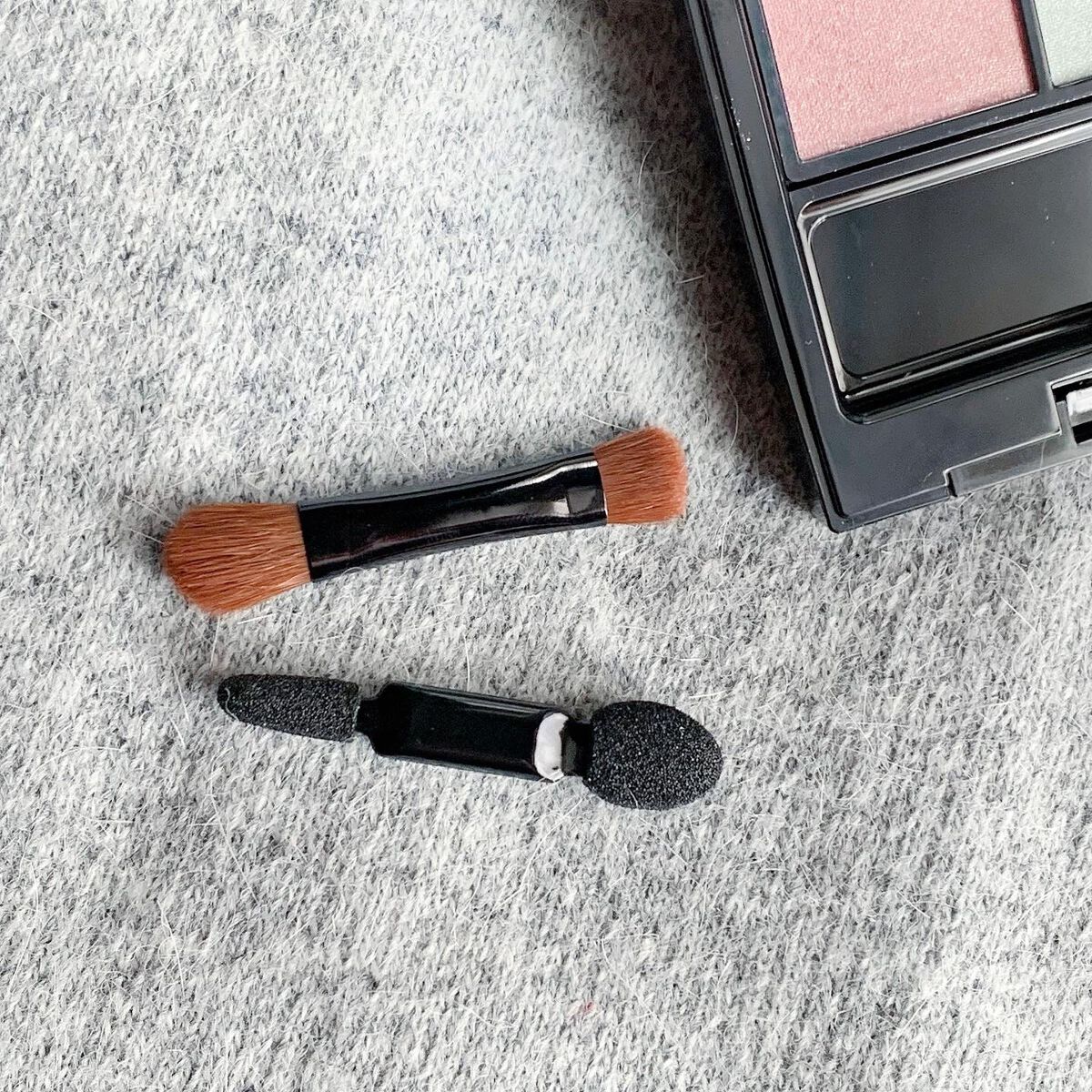 ミネラルクラッシィシャドー/エトヴォス/アイシャドウパレットを使ったクチコミ(3枚目)