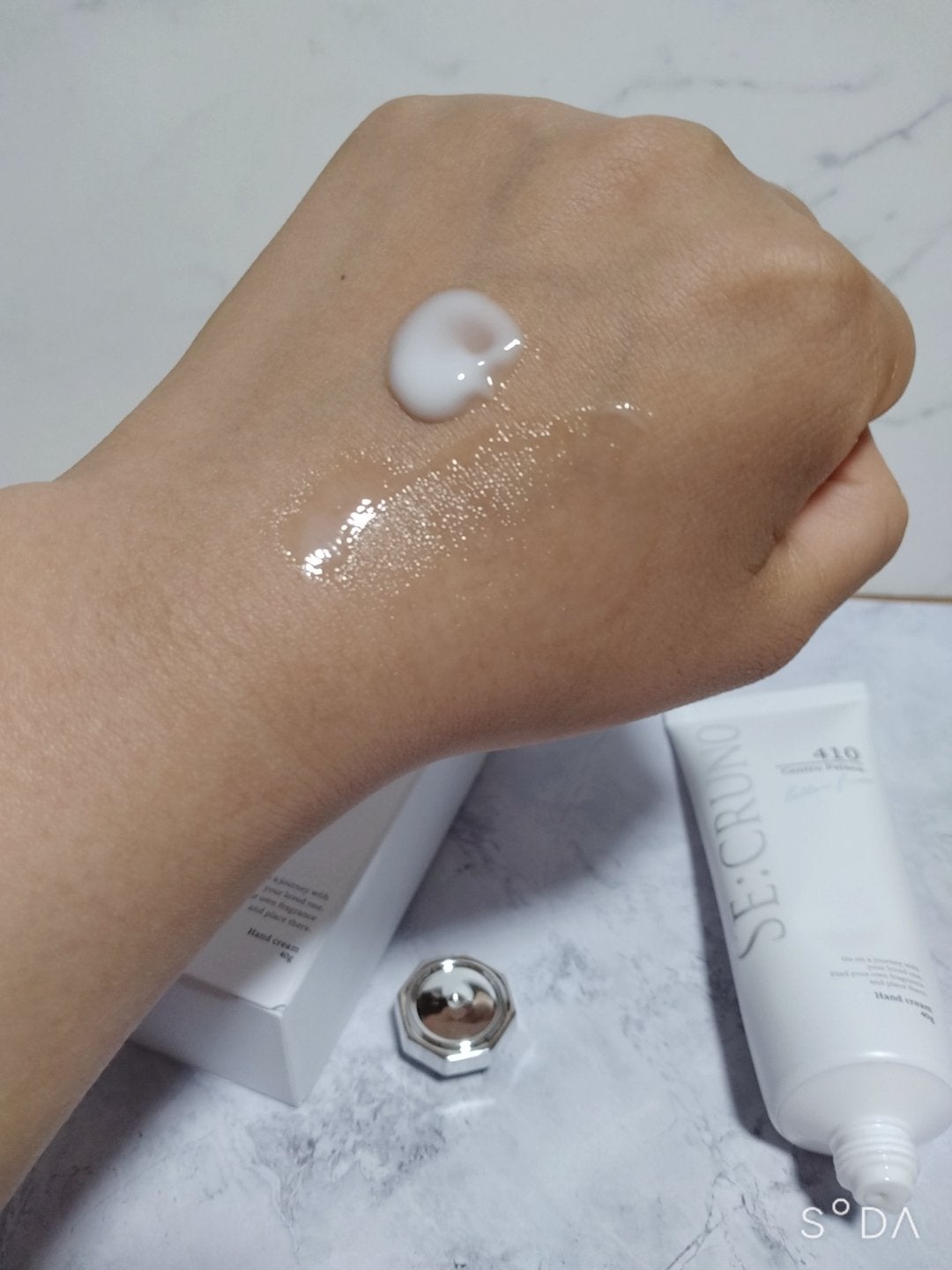 ハンドクリーム セントロパレス410 /SE:CRUNO/ハンドクリームを使ったクチコミ(3枚目)