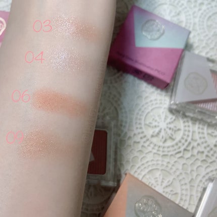 オーラデュウ プリズム イルミネーター ピコ/SHISEIDOザ・メーキャップ/単色アイシャドウを使ったクチコミ(3枚目)