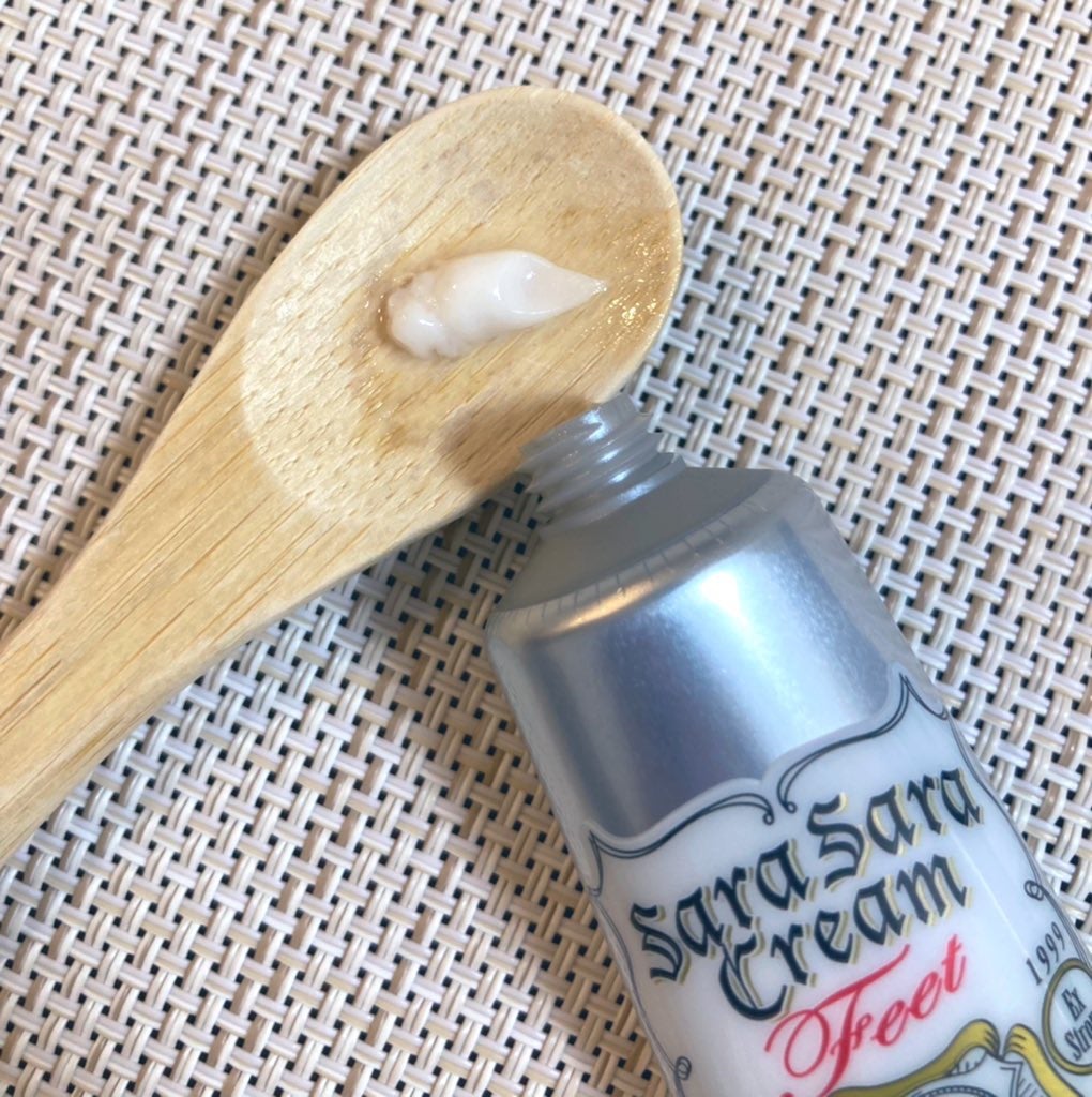 薬用足指さらさらクリーム/デオナチュレ/デオドラント・制汗剤を使ったクチコミ(2枚目)