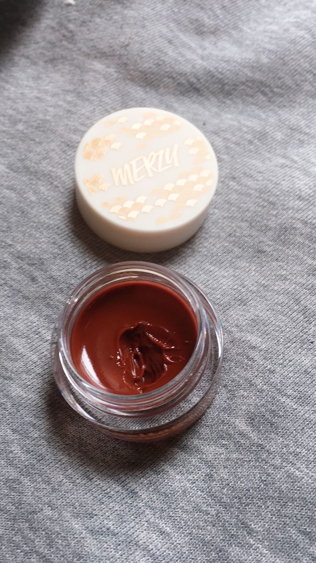 ザ ヘリテージ オール デイ リップケア/MERZY/リップバームを使ったクチコミ（2枚目）