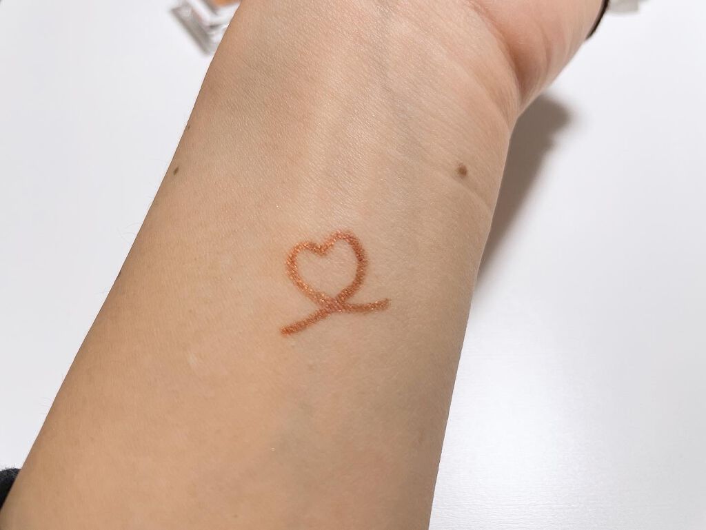 icchy on LIPS 「BABYMEEメイクアップアーティストのイガリシノブさんのブラ..」(5枚目)