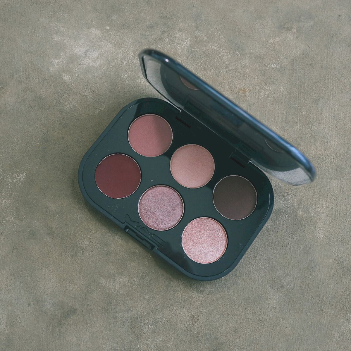 コネクト イン カラー アイシャドウ パレット × 6/M・A・C/アイシャドウパレットを使ったクチコミ(3枚目)