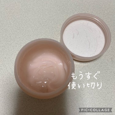 エアコンなどで肌の乾燥を感じた時や
敏感肌の時もつかえたよ✨

ももぷり

潤いバリアクリーム

お出かけした時にうっかり日焼けで
粉吹き顔になったときも
個人的にしみることなく安心して使えました。

人工的な桃の香り（個人的に好きな香り）の
さっぱりだけど浸透してうるおうジェルクリームです。

もうすぐなくなるので
ほかのストックしてあるスキンケアのコスメも使ってみて
また機会があれば使いたいなと思います♡

#ももぷり
#スキンケア
#ジェルクリーム
#リピ確スキンケア の画像 その1