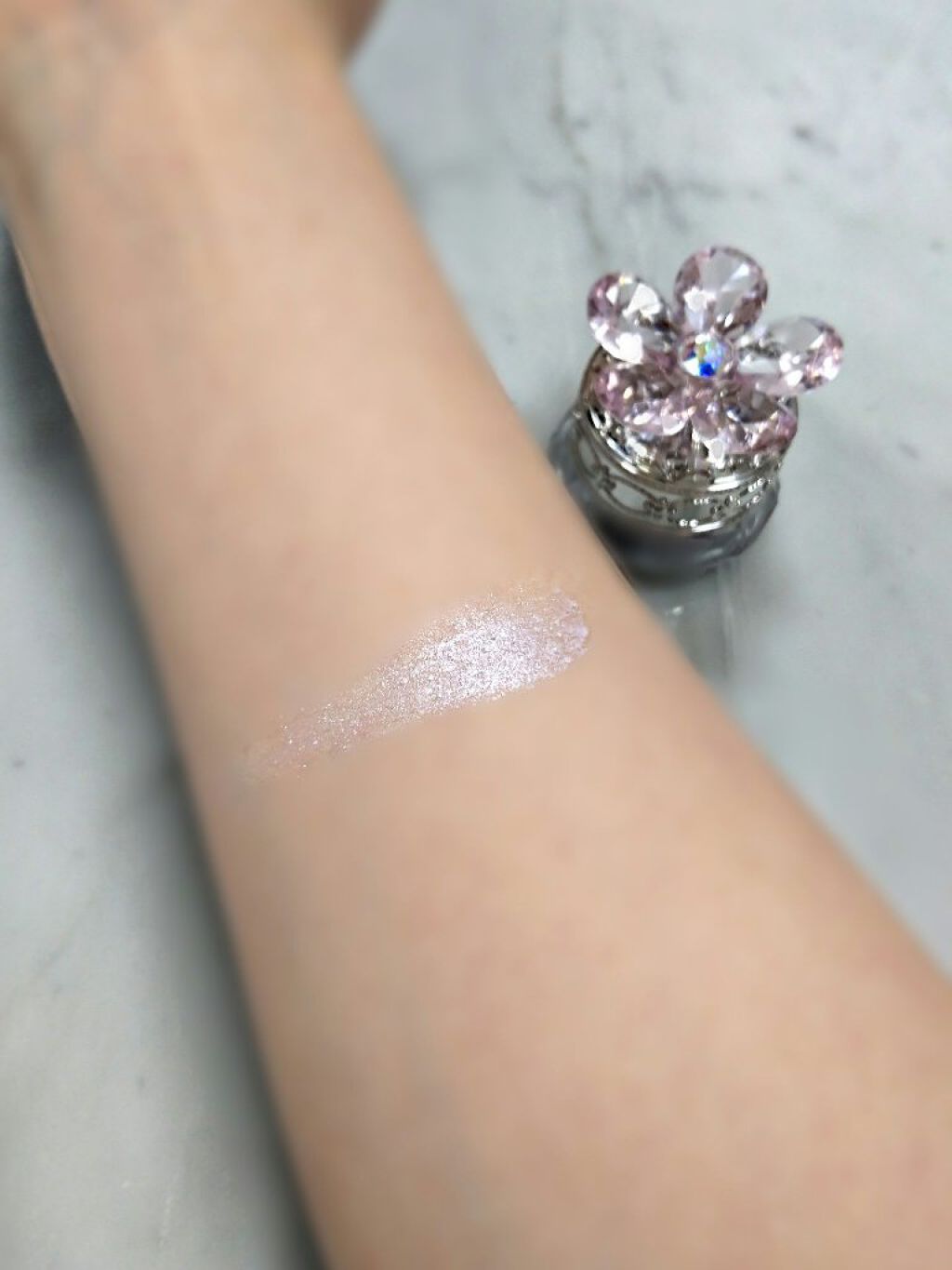 ジルスチュアート クリスタルブルーム ジェリービジュー/JILL STUART/ジェル・クリームアイシャドウを使ったクチコミ(3枚目)