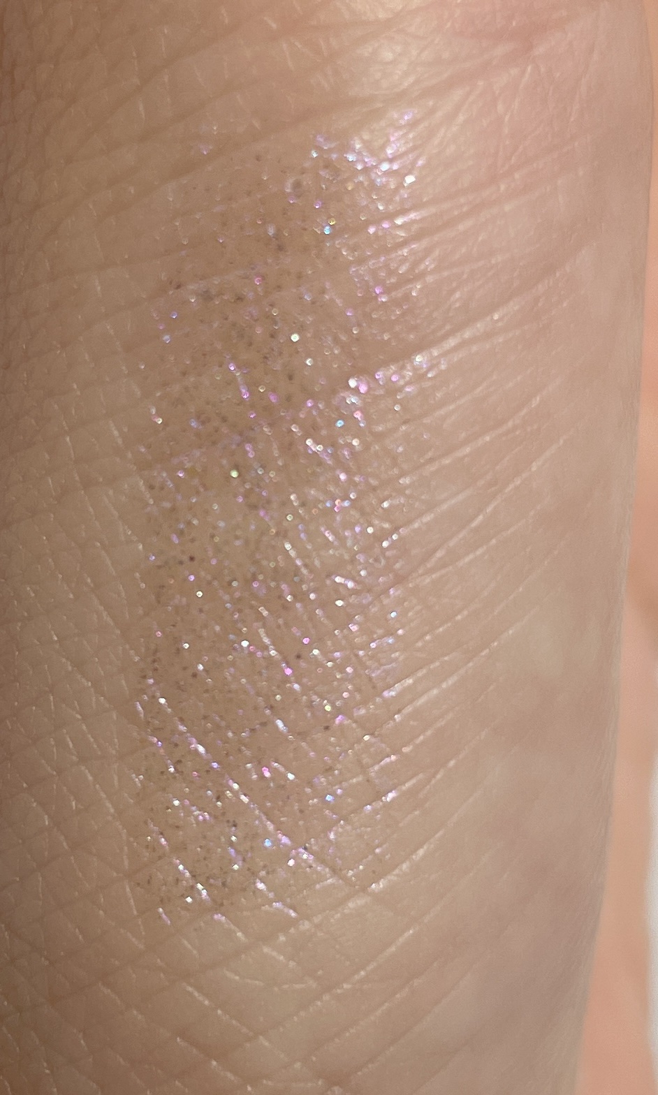 リキッド グリッター シャドウ 05 ラビーフレア(LOVEY FLARE)/rom&nd/グリッターを使ったクチコミ（2枚目）