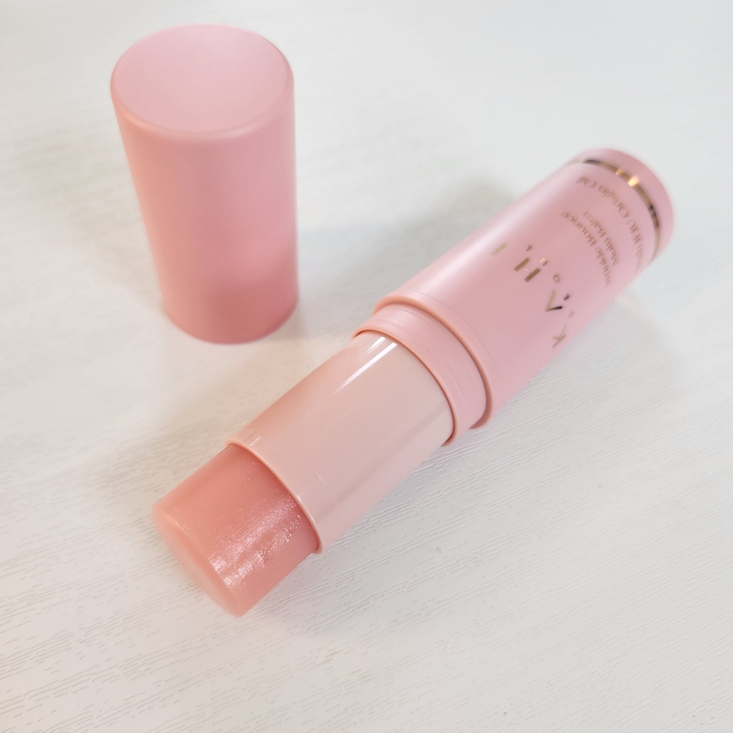 WRバウンス マルチバーム/KAHI/フェイスバームを使ったクチコミ(2枚目)