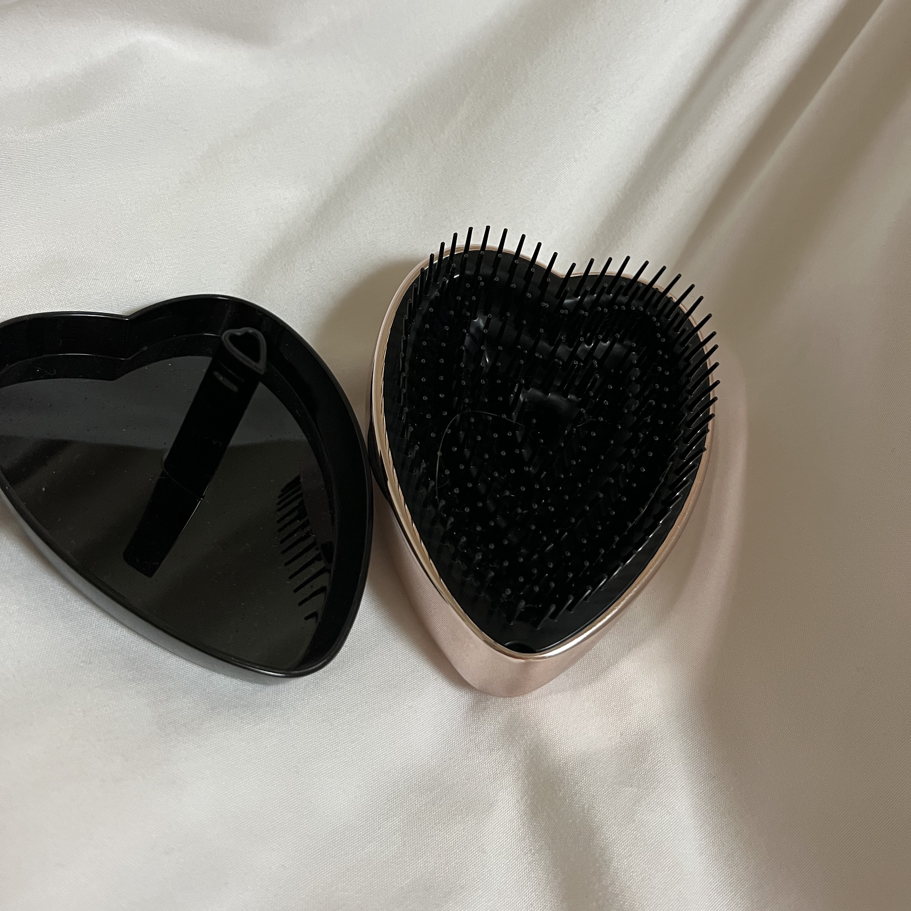 リファ ハートブラシ  Rose Gold（ローズゴールド）/ReFa/頭皮ケアを使ったクチコミ（3枚目）