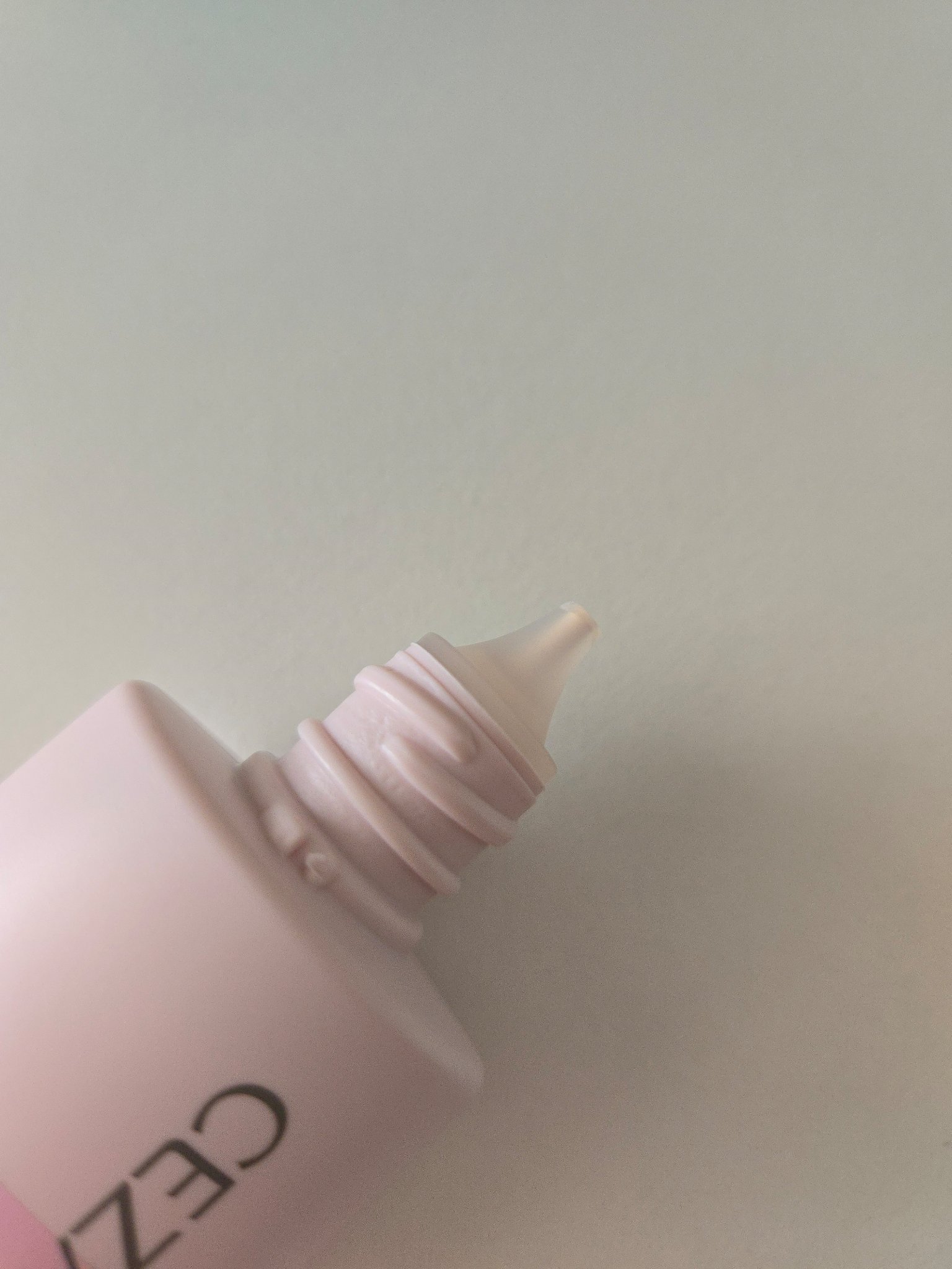 皮脂テカリ防止下地 ピンクベージュ/CEZANNE/化粧下地を使ったクチコミ（2枚目）