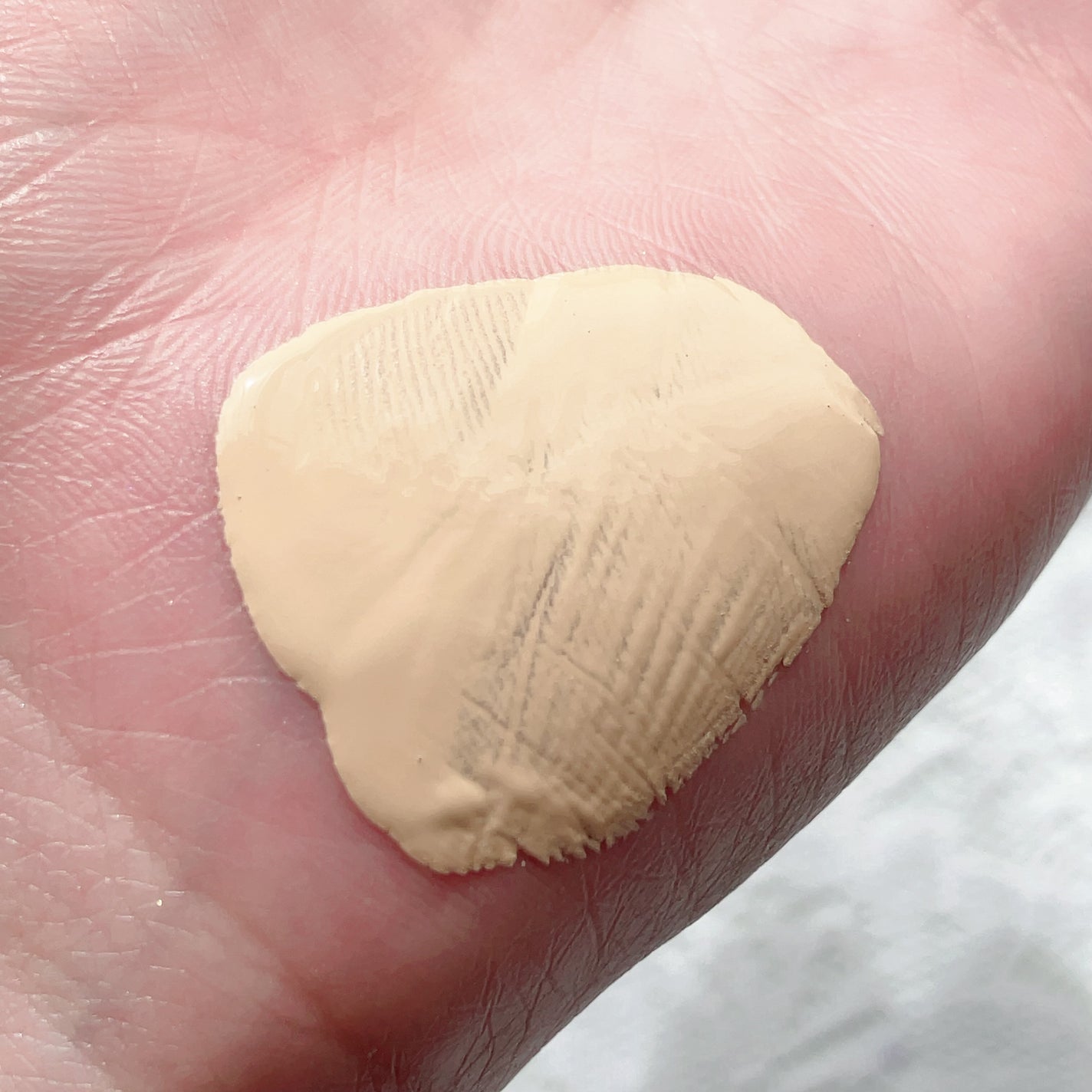 タンイドル ウルトラ ウェア リキッド N/LANCOME/リキッドファンデーションを使ったクチコミ(4枚目)