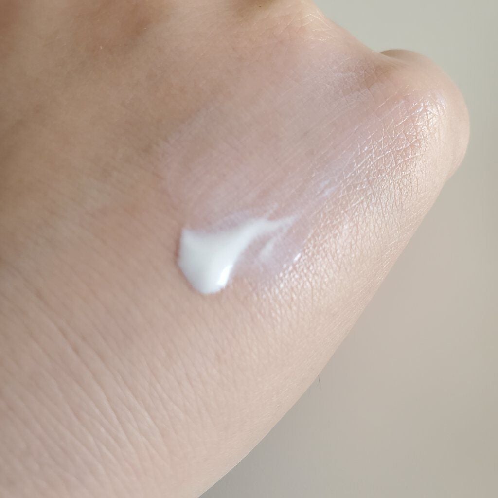 ミネラルUVセラム/エトヴォス/日焼け止めローションを使ったクチコミ(2枚目)