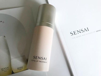 SENSAI センサイ トータルリップトリートメントのクチコミ「---------------------
SENSAI
トータルリップトリートメント
15m.....」(1枚目)