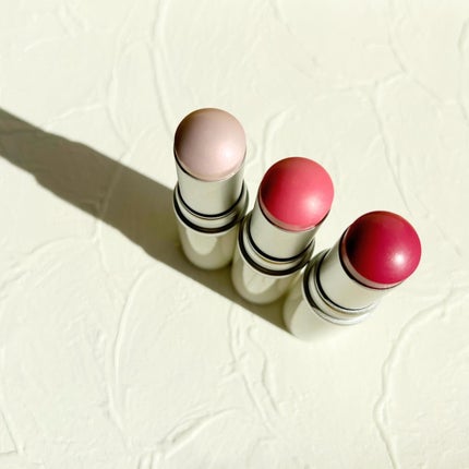 トゥルーディメンションラディアンスバーム/hince/スティックハイライトを使ったクチコミ(9枚目)