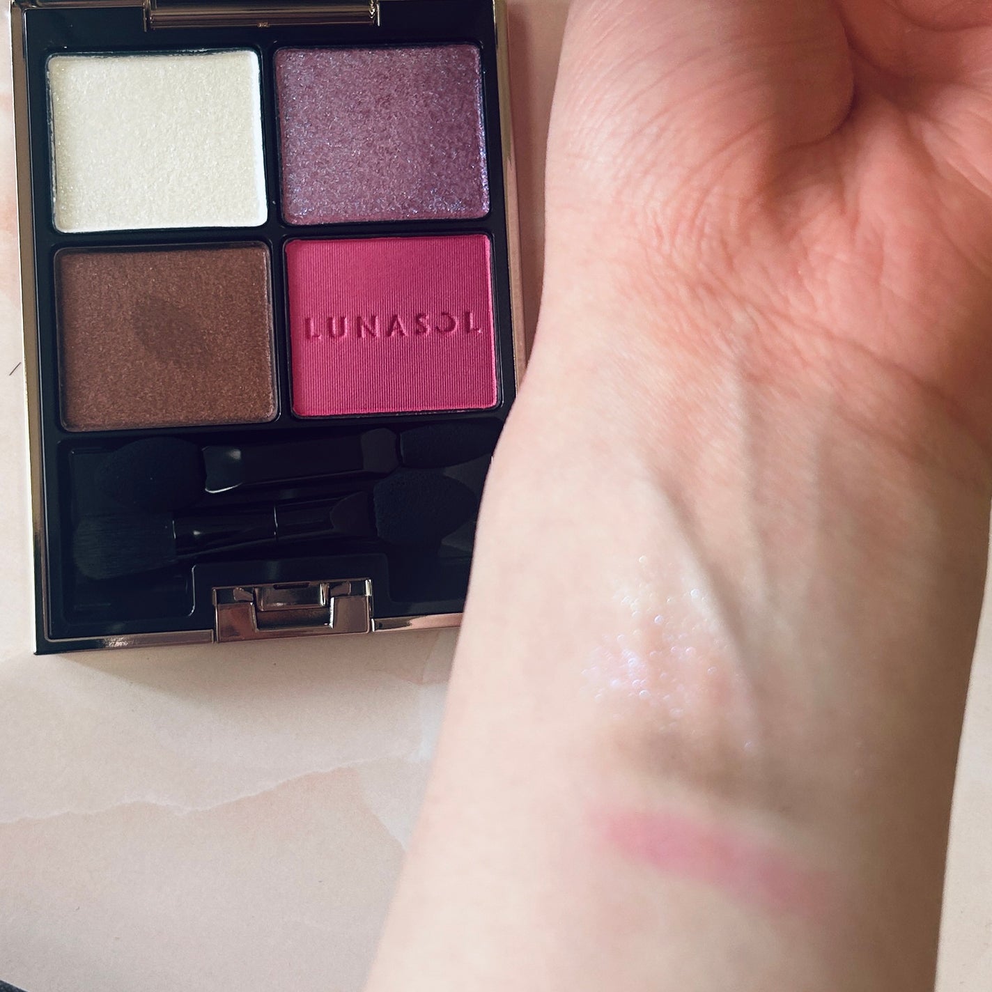 アイカラーレーション/LUNASOL/アイシャドウパレットを使ったクチコミ(3枚目)