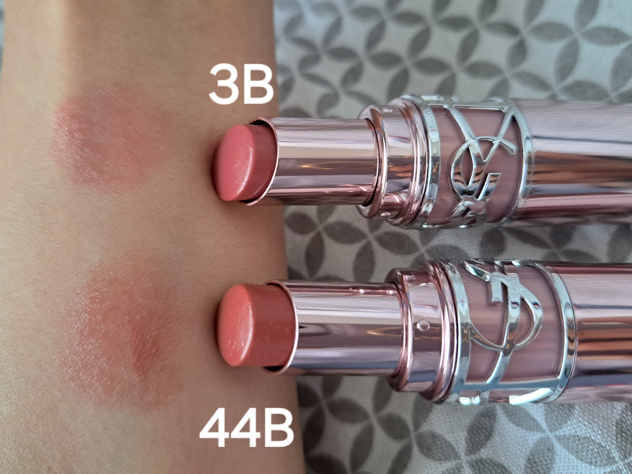 YSL ラブシャイン キャンディグロウバーム　44B