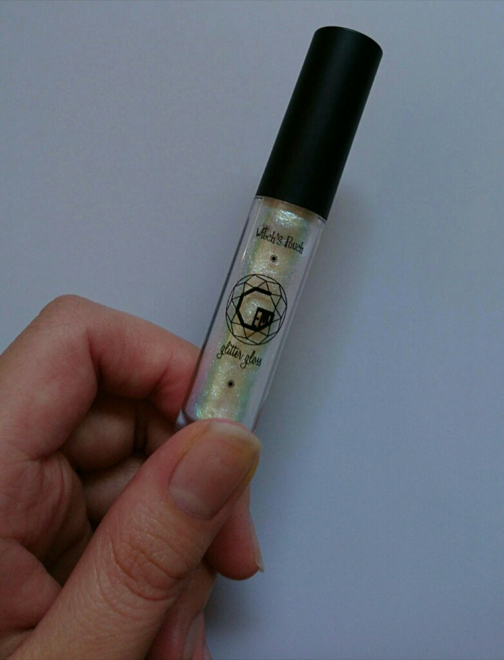 ジェムグリッターグロス 01ホワイトオパール/Witch's Pouch/リップグロスを使ったクチコミ（1枚目）