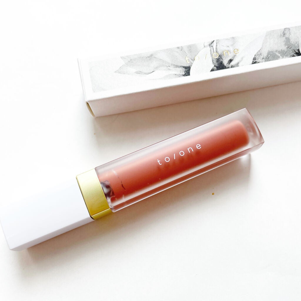 トーン ペタル エッセンス カラー バター/to/one/リップグロスを使ったクチコミ(2枚目)