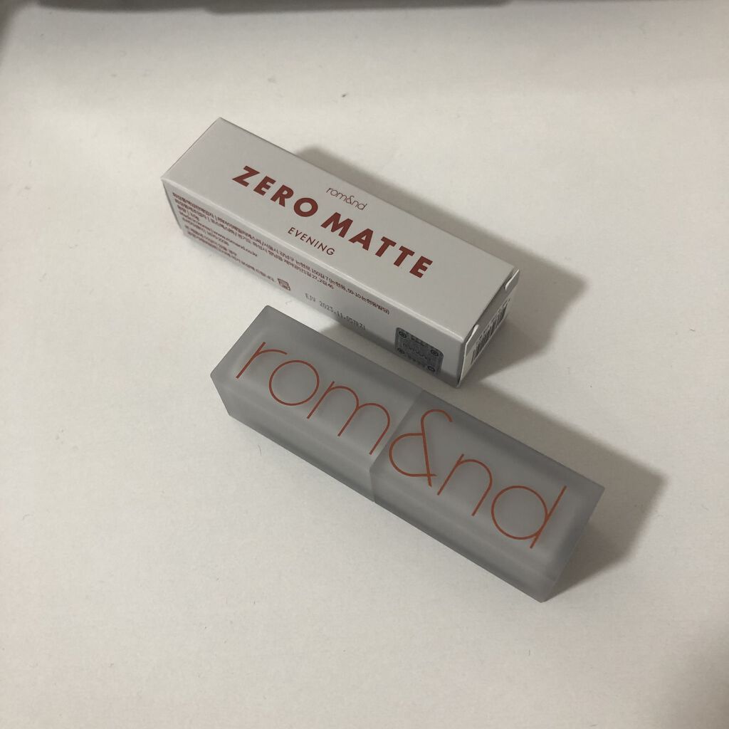 ゼログラムマットリップスティック/rom&nd/口紅を使ったクチコミ（3枚目）