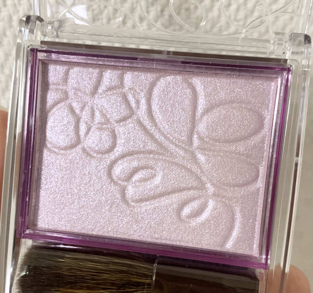 パールグロウニュアンサー/CEZANNE/パウダーハイライトを使ったクチコミ（2枚目）