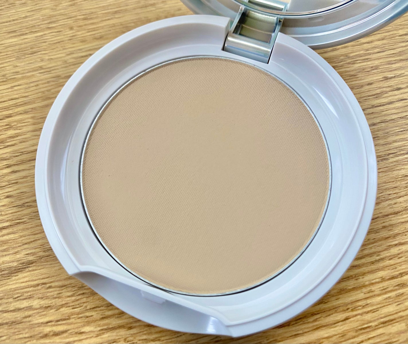 トランシーノ薬用UVパウダーEX/トランシーノ/日焼け止めパウダーを使ったクチコミ(2枚目)