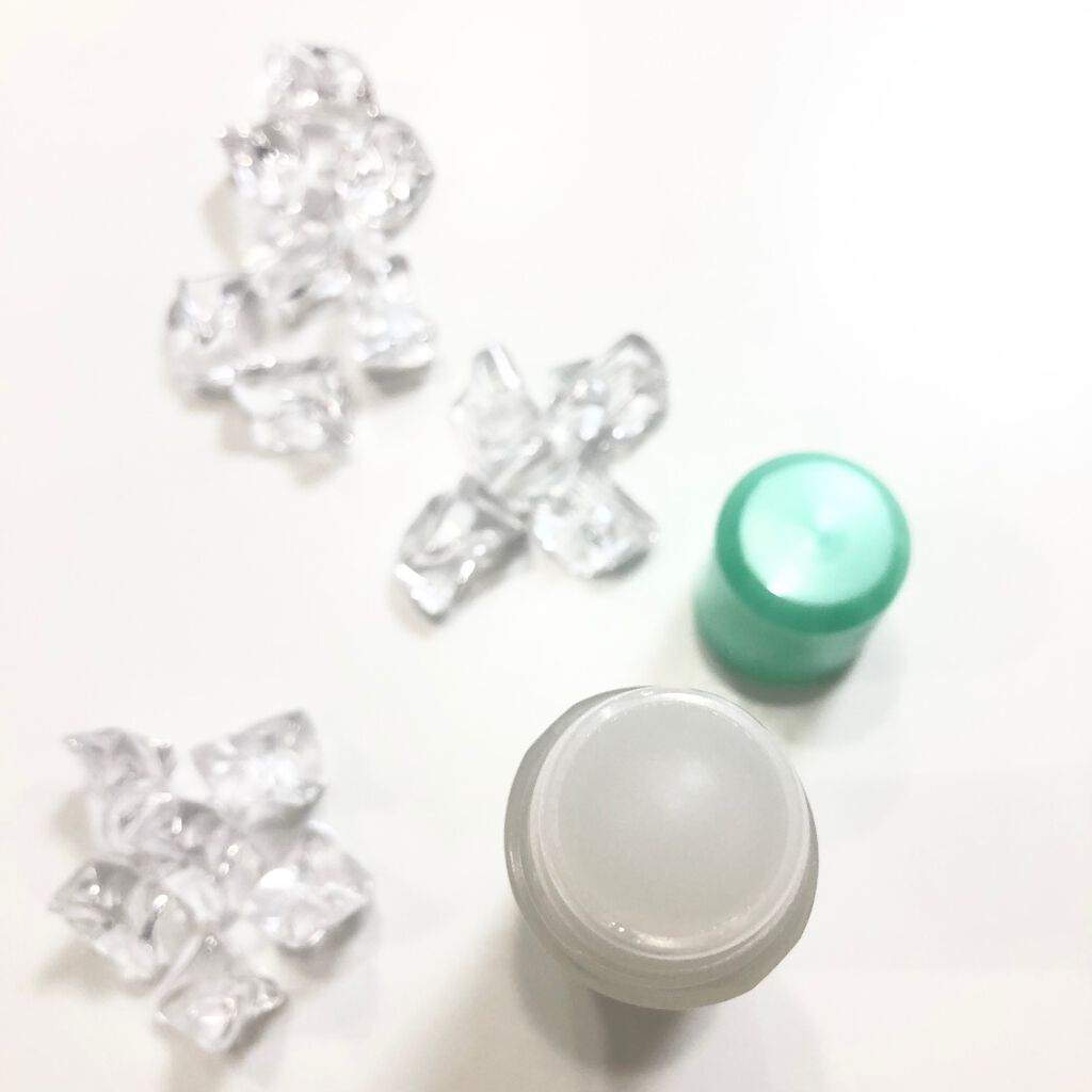 ロールオン ローズ＆ヴァーベナの香り/８ｘ４/デオドラント・制汗剤を使ったクチコミ（3枚目）