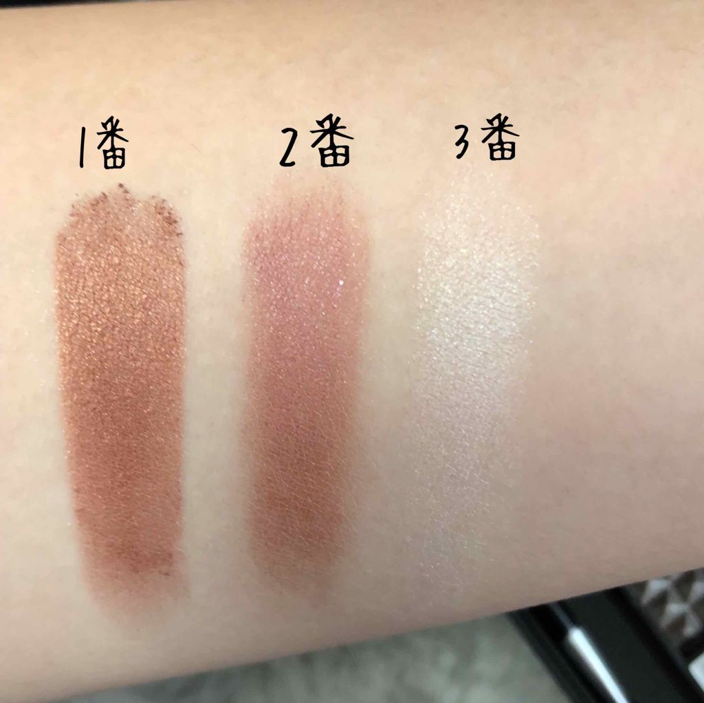 30COLORSEYESHADOWPALETTE/Dolly Angel/アイシャドウパレットを使ったクチコミ（3枚目）