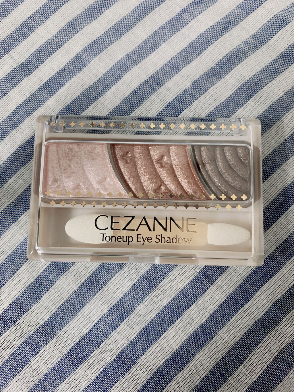 トーンアップアイシャドウ/CEZANNE/アイシャドウパレットを使ったクチコミ（1枚目）