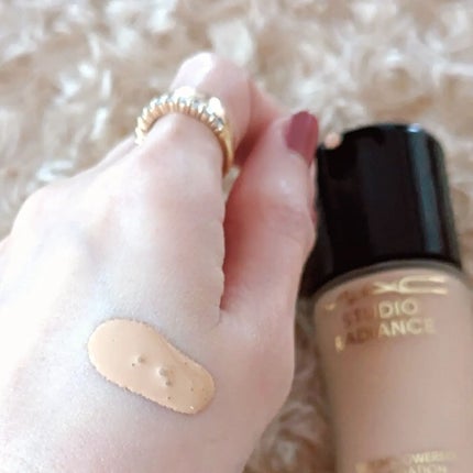 スタジオ ラディアンス セラム ファンデーション/M・A・C/リキッドファンデーションを使ったクチコミ(3枚目)