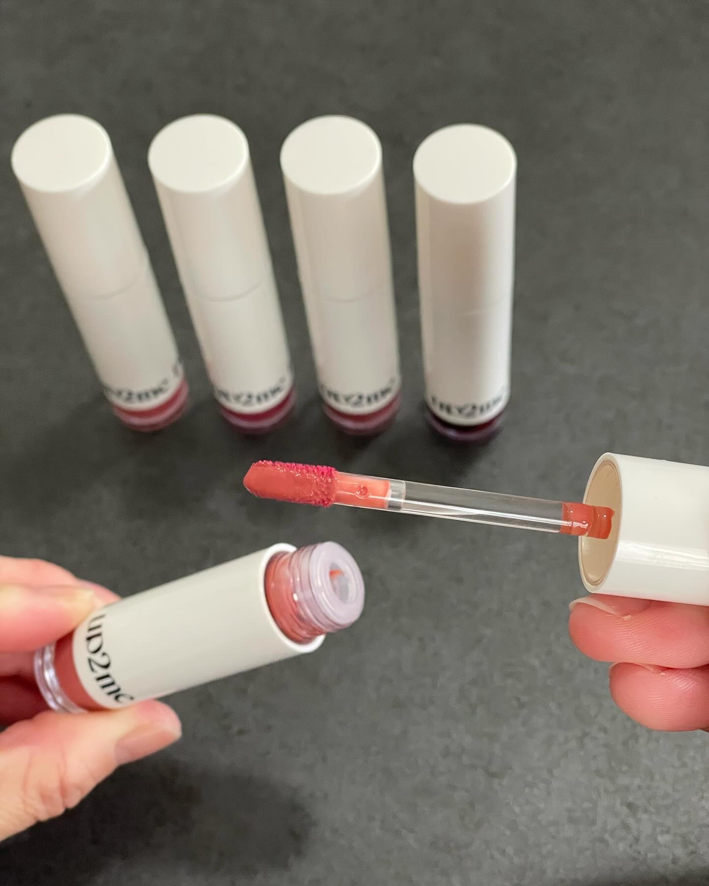 アップトゥーミー　ハグマイリップ　カラーロックプランパー/up2me/リッププランパーを使ったクチコミ（3枚目）