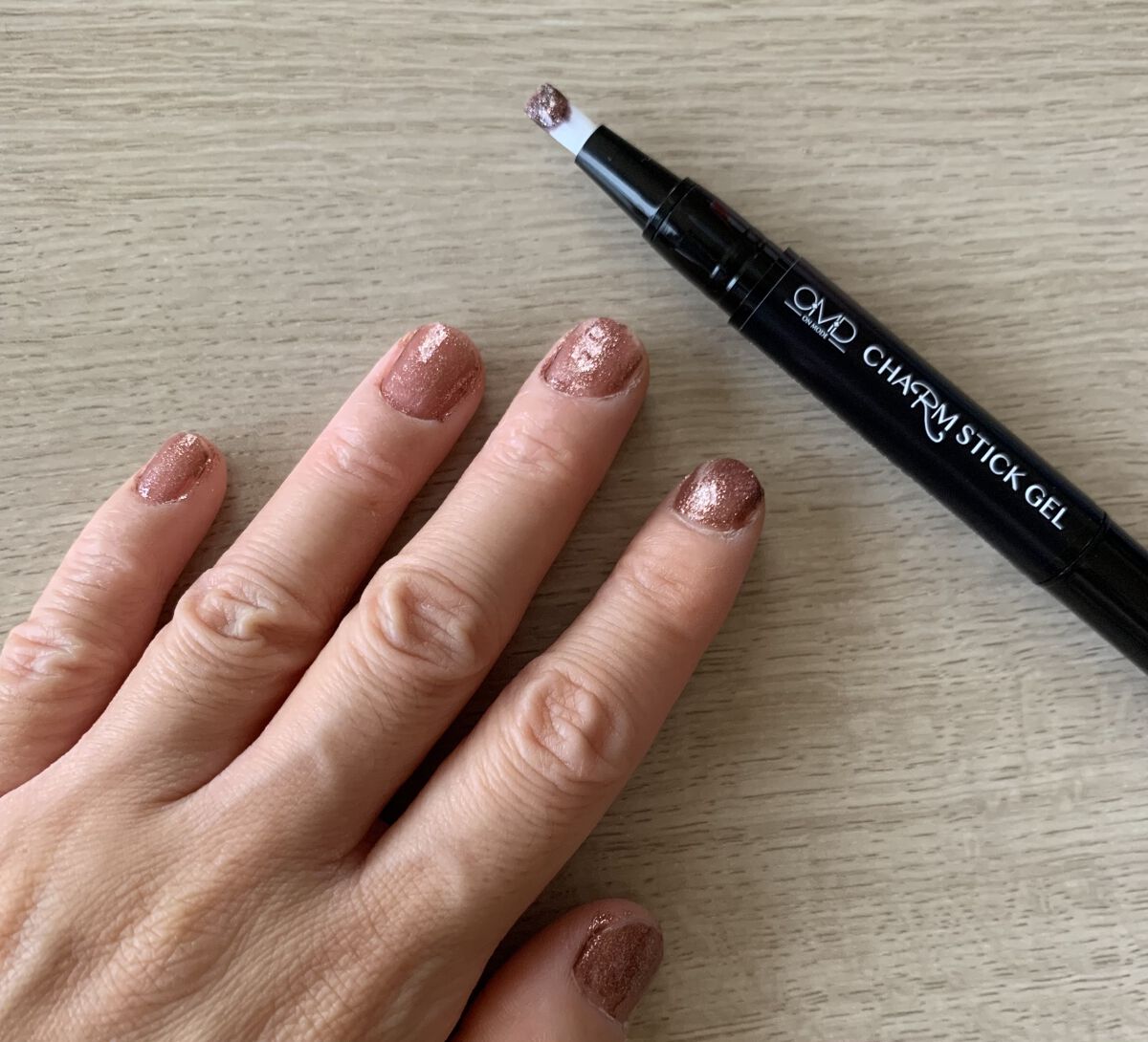 チャームスティックジェル #08 グレー/OMD/オールインワンネイルを使ったクチコミ（3枚目）