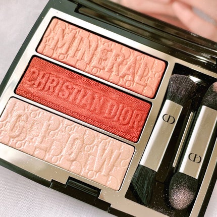 さくら on LIPS 「今日は久しぶりにDIORのトリオブリックパレット🍊コーラルグロ..」(2枚目)