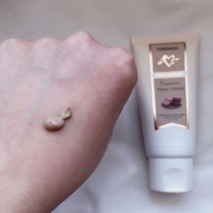 フレグランスハンドクリーム(ココアショコラ)/フェルナンダ/ハンドクリームを使ったクチコミ(2枚目)