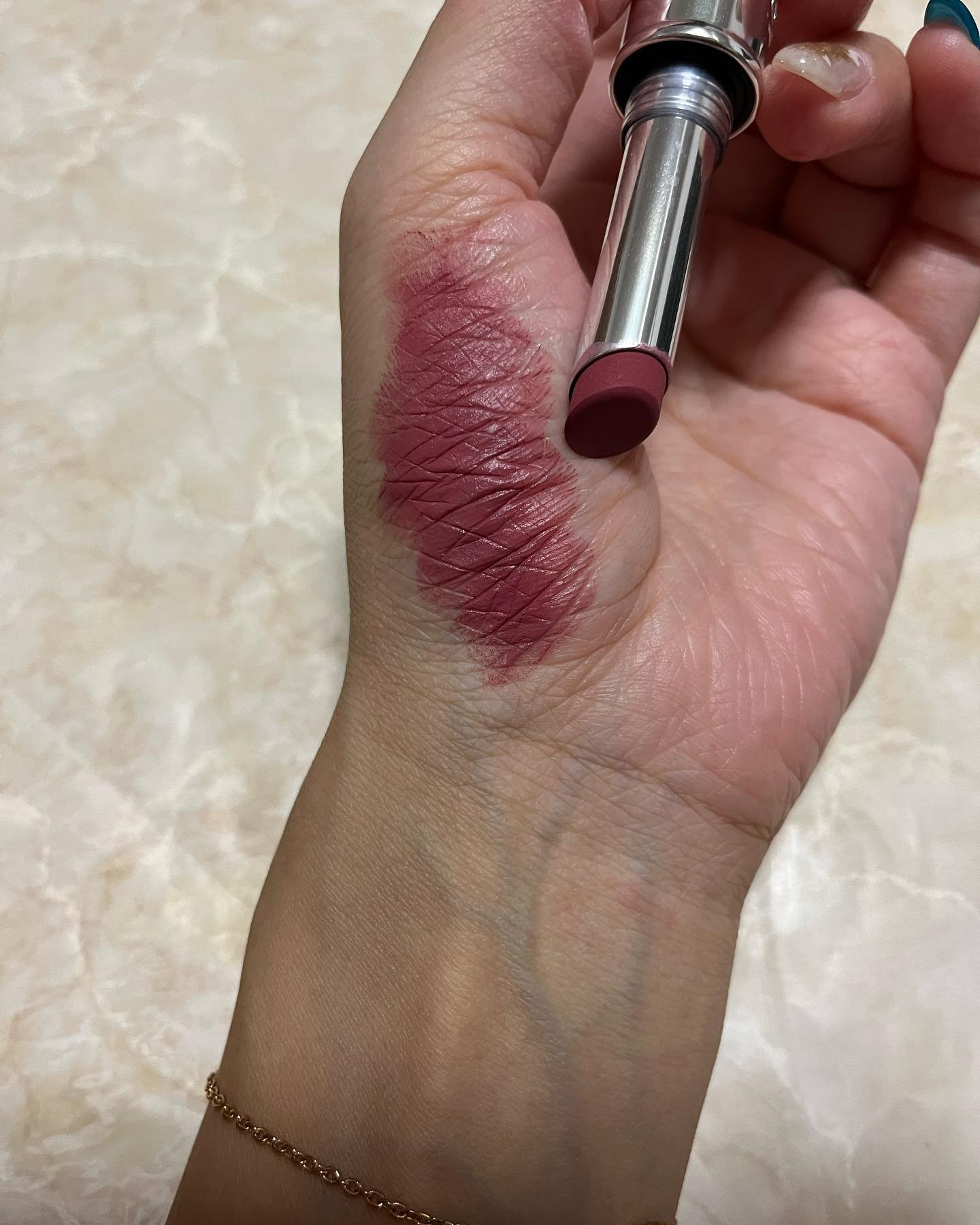 ロックドキス リップスティック/M・A・C/口紅を使ったクチコミ（3枚目）